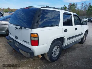 2005 Chevrolet Tahoe Z71 with VIN 1GNEC13T85R137643, listed as a IAAI auction lot 41077117 with 259,012 mi miles. Bid and sale history available at carsss.com. Image 4.