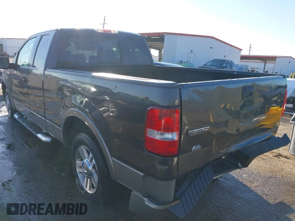 2006 Ford F-150 XLT with VIN 1FTPX125X6NA39456, listed as a IAAI auction lot 41832948 with 266,716 mi miles. Bid and sale history available at carsss.com. Image 3.