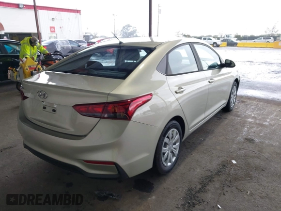2018 Hyundai Accent SE with VIN 3KPC24A37JE024036, listed as a IAAI auction lot 41939754 with 72,249 mi miles and . Bid and sale history available at carsss.com. Image 4.
