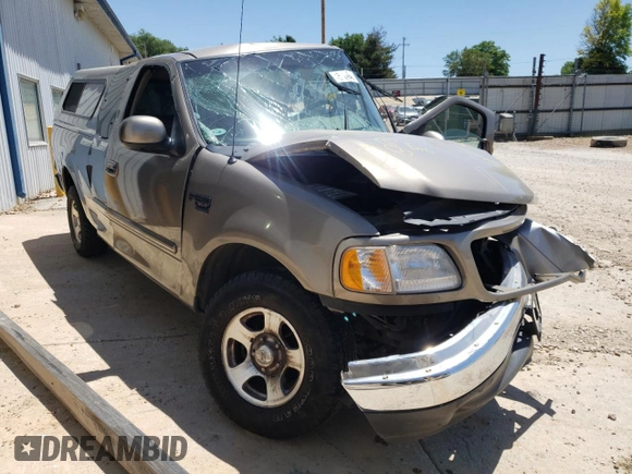 2001 Ford F-150 XL with VIN 1FTRX17L51NB34774, listed as a Copart auction lot 46774942 with Not provided miles and Non repairable. Bid and sale history available at DreamBid. Image 1.