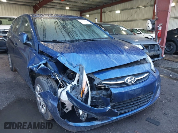 2015 Hyundai Accent GS with VIN KMHCT5AE6FU209512, listed as a IAAI auction lot 41876988 with 111,378 mi miles. Bid and sale history available at carsss.com. Image 6.