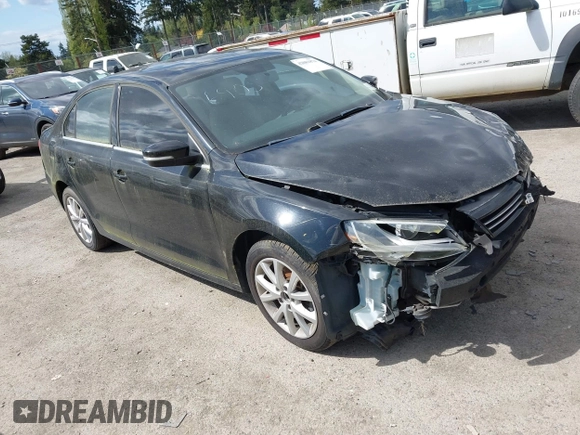 2013 Volkswagen Jetta Sedan SE w/Convenience/Sunroof with VIN 3VWDX7AJ0DM377828, listed as a IAAI auction lot 42081874 with 148,080 mi miles. Bid and sale history available at carsss.com. Image 1.