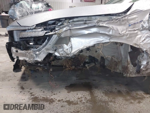 2018 Honda Accord Touring z VIN 1HGCV3F94JA001591, wystawiony jako IAAI lot #42161624 z przebiegiem 100 591 mil mil oraz . Historia ofert i sprzedaży dostępna na DreamBid. Obrazek 12.
