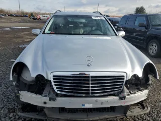 2004 Mercedes-Benz E 320 with VIN WDBUH65J24A377765, listed as a Copart auction lot 43447565 with 162,749 mi miles and Salvage Title. Bid and sale history available at DreamBid. Image 5.