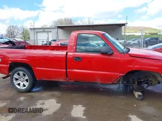 2006 GMC Sierra 1500 Work Truck z VIN 1GTEK14X66Z252952, wystawiony jako IAAI lot #42054412 z przebiegiem 189 194 mil mil oraz . Historia ofert i sprzedaży dostępna na DreamBid. Obrazek 6.
