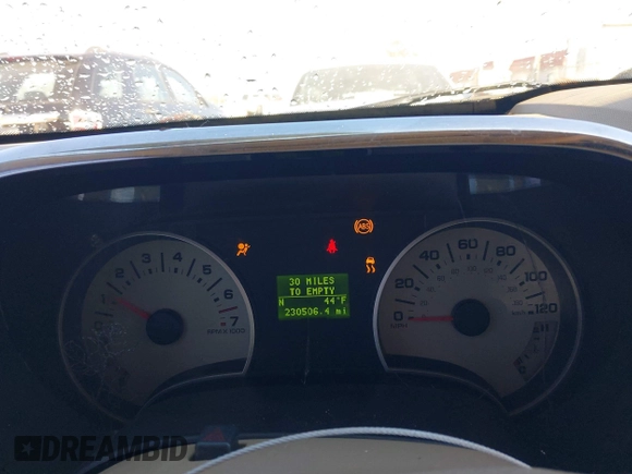 2008 Ford Explorer Eddie Bauer with VIN 1FMEU64EX8UA10750, listed as a IAAI auction lot 41705406 with 230,506 mi miles. Bid and sale history available at carsss.com. Image 7.