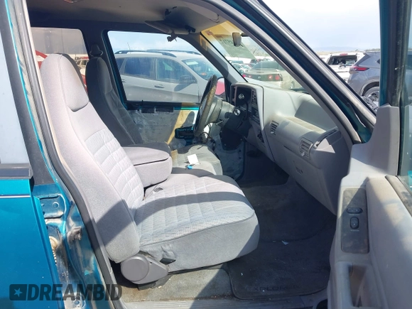 1994 Ford Explorer Eddie Bauer with VIN 1FMDU34X7RUE48025, listed as a IAAI auction lot 42145717 with 171,618 mi miles and . Bid and sale history available at DreamBid. Image 5.
