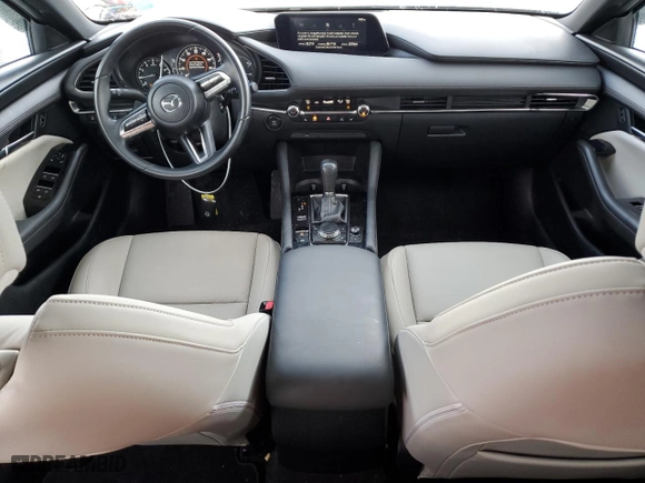 2021 Mazda Mazda3 Hatchback Preferred with VIN JM1BPALL9M1300670, listed as a Copart auction lot 89277165 with 46,192 mi miles and Salvage Title. Bid and sale history available at carsss.com. Image 8.