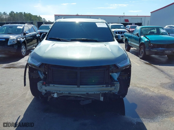 2022 Chevrolet Traverse LT Leather with VIN 1GNEVHKWXNJ141805, listed as a IAAI auction lot 41641352 with 71,504 mi miles. Bid and sale history available at carsss.com. Image 13.