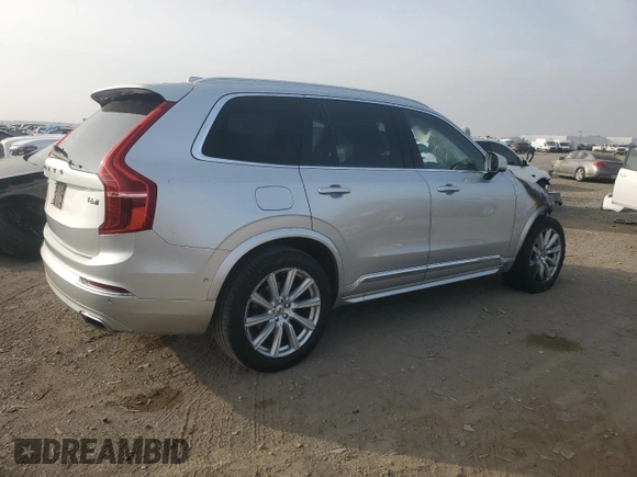 2016 Volvo XC90 T6 Inscription z VIN YV4A22PL4G1024751, wystawiony jako Copart lot #87073174 z przebiegiem Nie podano mil oraz Szkoda całkowita • Salvage title. Historia ofert i sprzedaży dostępna na DreamBid. Obrazek 3.