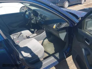2005 Honda Civic Sdn LX with VIN 2HGES16595H535227, listed as a IAAI auction lot 42054434 with 179,613 mi miles. Bid and sale history available at carsss.com. Image 5.