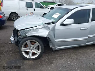2007 Jeep Grand Cherokee SRT-8 with VIN 1J8HR78367C649237, listed as a IAAI auction lot 42019555 with 101,967 mi miles. Bid and sale history available at carsss.com. Image 18.