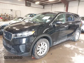 2019 Kia Sorento LX V6 with VIN 5XYPGDA58KG522979, listed as a IAAI auction lot 41553101 with 44,287 mi miles. Bid and sale history available at carsss.com. Image 6.