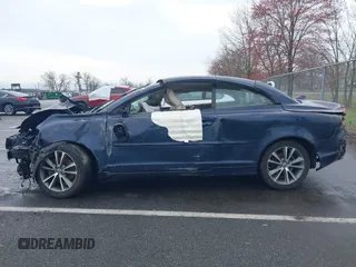 2012 Volvo C70 T5 with VIN YV1672MC7CJ125513, listed as a IAAI auction lot 41950177 with 102,952 mi miles and . Bid and sale history available at DreamBid. Image 14.