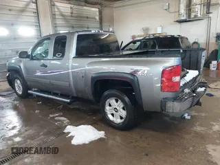 2007 Chevrolet Silverado 1500 1LT with VIN 2GCEK19J671602045, listed as a IAAI auction lot 41538984 with 221,265 mi miles and . Bid and sale history available at DreamBid. Image 3.