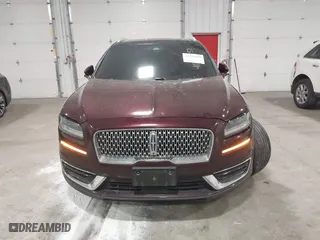 2019 Lincoln Nautilus Reserve with VIN 2LMPJ8LPXKBL42446, listed as a IAAI auction lot 41224159 with 117,630 mi miles. Bid and sale history available at carsss.com. Image 11.