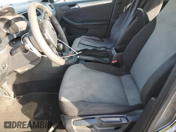 2017 Volkswagen Jetta S z VIN 3VW2B7AJ3HM401793, wystawiony jako Copart lot #65069265 z przebiegiem 85 610 mil mil oraz Szkoda całkowita • Salvage title. Historia ofert i sprzedaży dostępna na DreamBid. Obrazek 7.