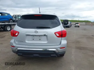 2018 Nissan Pathfinder SL with VIN 5N1DR2MN6JC612384, listed as a IAAI auction lot 41787986 with 149,247 mi miles. Bid and sale history available at carsss.com. Image 16.