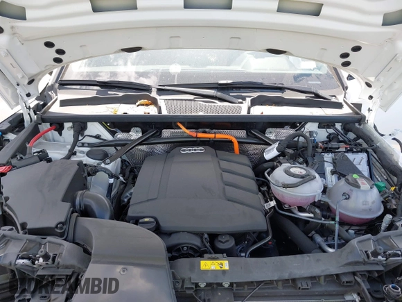 2024 Audi Q5 S line Premium Plus with VIN WA1E2AFY4R2036143, listed as a IAAI auction lot 42309252 with 14,797 mi miles and . Bid and sale history available at DreamBid. Image 10.
