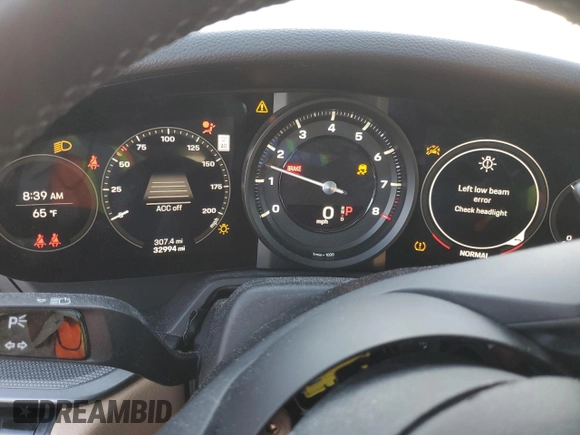 2020 Porsche 911 Carrera with VIN WP0AA2A96LS205552, listed as a Copart auction lot 52935275 with 32,994 mi miles and Salvage Title. Bid and sale history available at DreamBid. Image 9.
