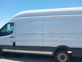 2020 Ford Transit Cargo z VIN 1FTBW3X89LKB72069, wystawiony jako IAAI lot #42623407 z przebiegiem 454 279 mil mil oraz . Historia ofert i sprzedaży dostępna na DreamBid. Obrazek 15.