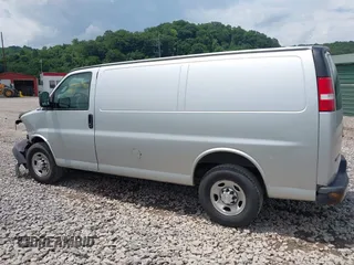 2017 Chevrolet Express Cargo with VIN 1GCWGAFF5H1119563, listed as a IAAI auction lot 42621612 with 164,965 mi miles and . Bid and sale history available at DreamBid. Image 14.