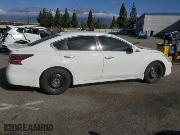 2015 Nissan Altima 2.5 with VIN 1N4AL3AP3FN392921, listed as a Copart auction lot 47832595 with Not provided miles and Salvage title. Bid and sale history available at DreamBid. Image 3.