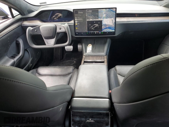 2021 Tesla Model S Long Range z VIN 5YJSA1E52MF428241, wystawiony jako Copart lot #57302035 z przebiegiem 67 775 mil mil oraz Szkoda całkowita • Salvage title. Historia ofert i sprzedaży dostępna na DreamBid. Obrazek 8.