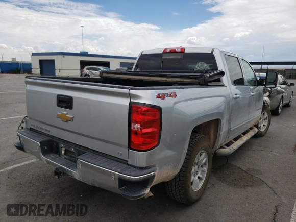 2018 Chevrolet Silverado 1500 LT with VIN 3GCUKREH0JG236515, listed as a Copart auction lot 49532862 with 118,539 mi miles and Salvage Title. Bid and sale history available at carsss.com. Image 4.