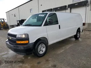 2020 Chevrolet Express Cargo Van with VIN 1GCWGBFB5L1153692, listed as a Copart auction lot 52133275 with 98,272 mi miles and Clean Title. Bid and sale history available at carsss.com. Image 1.