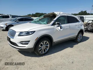 2019 Lincoln MKC Select z VIN 5LMCJ2C99KUL02603, wystawiony jako Copart lot #60930025 z przebiegiem 70 157 mil mil oraz Nie do naprawy • Non repairable. Historia ofert i sprzedaży dostępna na DreamBid. Obrazek 1.