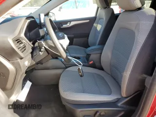 2020 Ford Escape SE with VIN 1FMCU9G63LUB85671, listed as a Copart auction lot 47957875 with 61,548 mi miles and Salvage Title. Bid and sale history available at DreamBid. Image 7.