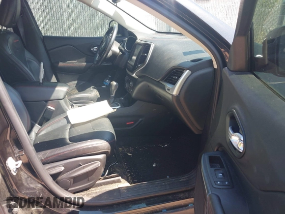2014 Jeep Cherokee Trailhawk с VIN 1C4PJMBB5EW317746, выставлен на аукционе IAAI как лот 42629371 с пробегом 164 612 миль миль и . История ставок и продаж доступна на DreamBid. Изображение 5.