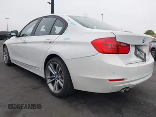 2015 BMW 3 Series 328i с VIN WBA3C1C57FK120258, выставлен на аукционе IAAI как лот 42425656 с пробегом 99 162 миль миль и . История ставок и продаж доступна на DreamBid. Изображение 3.