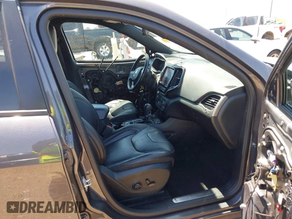 2019 Jeep Cherokee Limited with VIN 1C4PJMDX7KD460830, listed as a IAAI auction lot 41987186 with 118,202 mi miles and . Bid and sale history available at DreamBid. Image 5.