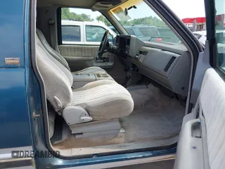 1994 Chevrolet Blazer с VIN 1GNEK18K7RJ352115, выставлен на аукционе IAAI как лот 42824882 с пробегом 259 666 миль миль и . История ставок и продаж доступна на DreamBid. Изображение 5.