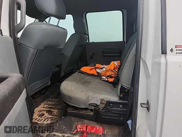 2015 Ford F-250 Lariat z VIN 1FT7W2B61FEC91968, wystawiony jako IAAI lot #42575818 z przebiegiem 171 621 mil mil oraz . Historia ofert i sprzedaży dostępna na DreamBid. Obrazek 11.