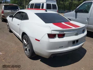 2010 Chevrolet Camaro 1LT with VIN 2G1FB1EV4A9193607, listed as a IAAI auction lot 42049550 with 196,313 mi miles. Bid and sale history available at carsss.com. Image 3.