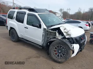 2011 Nissan Xterra S z VIN 5N1AN0NW6BC502933, wystawiony jako IAAI lot #42070018 z przebiegiem 97 988 mil mil oraz . Historia ofert i sprzedaży dostępna na DreamBid. Obrazek 1.