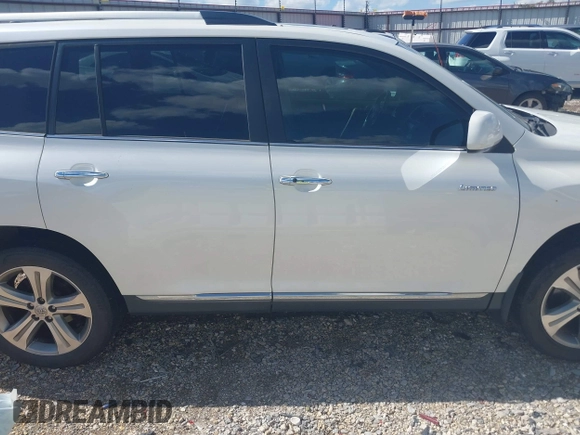 2011 Toyota Highlander Limited with VIN 5TDYK3EH0BS046070, listed as a IAAI auction lot 42134709 with 161,213 mi miles and . Bid and sale history available at DreamBid. Image 13.