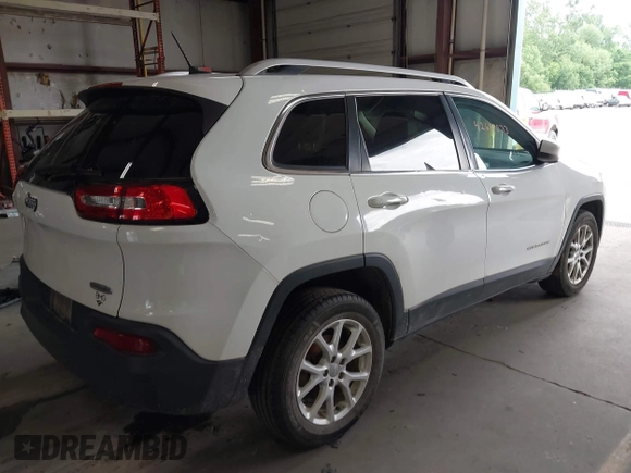 2014 Jeep Cherokee Latitude с VIN 1C4PJLCB5EW101744, выставлен на аукционе IAAI как лот 42617033 с пробегом 102 031 миль миль и . История ставок и продаж доступна на DreamBid. Изображение 4.