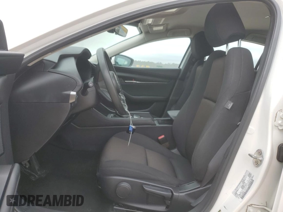 2022 Mazda 3 S with VIN 3MZBPAAL4NM307238, listed as a Copart auction lot 86509444 with 31,607 mi miles and Salvage title. Bid and sale history available at DreamBid. Image 7.