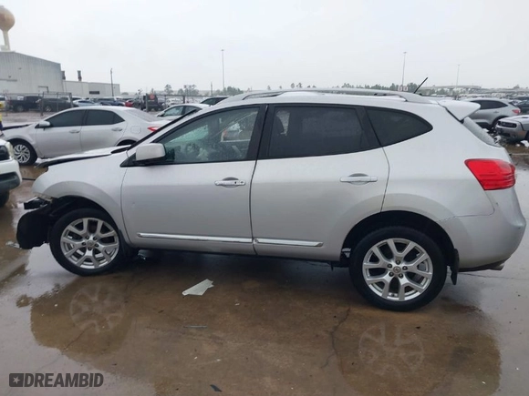 2011 Nissan Rogue SV with VIN JN8AS5MT2BW168436, listed as a IAAI auction lot 41861785 with 174,593 mi miles. Bid and sale history available at carsss.com. Image 14.