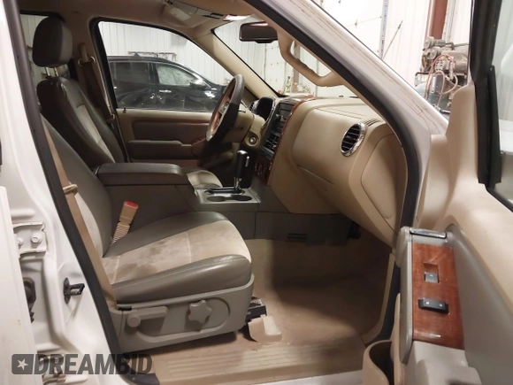 2007 Ford Explorer Eddie Bauer with VIN 1FMEU74E97UB72339, listed as a IAAI auction lot 41790838 with 287,609 mi miles and . Bid and sale history available at DreamBid. Image 5.