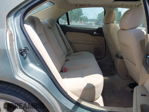 2008 Mercury Milan with VIN 3MEHM07Z88R668733, listed as a IAAI auction lot 42713309 with 124,110 mi miles and . Bid and sale history available at DreamBid. Image 8.