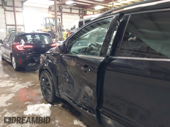 2018 Ford Escape SE with VIN 1FMCU9GD7JUD36295, listed as a IAAI auction lot 41855037 with 85,305 mi miles. Bid and sale history available at carsss.com. Image 20.