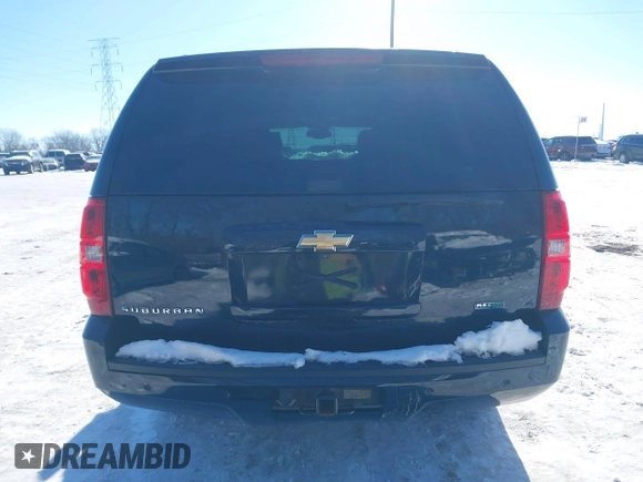 2008 Chevrolet Suburban Commercial with VIN 1GNFK16368J110091, listed as a IAAI auction lot 41328554 with 257,432 mi miles. Bid and sale history available at carsss.com. Image 16.