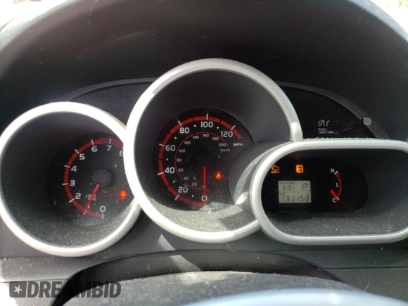 2009 Pontiac Vibe 1SA with VIN 5Y2SP67849Z445255, listed as a Copart auction lot 55554535 with 131,153 mi miles and Salvage title. Bid and sale history available at DreamBid. Image 9.