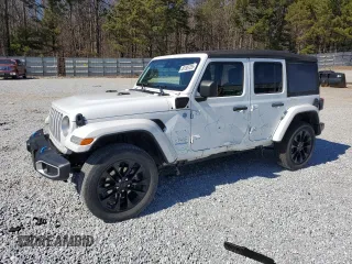 2022 Jeep Wrangler Unlimited Sahara z VIN 1C4JJXP60NW158556, wystawiony jako Copart lot #46195725 z przebiegiem 30 773 mil mil oraz Szkoda całkowita • Salvage title. Historia ofert i sprzedaży dostępna na DreamBid. Obrazek 1.