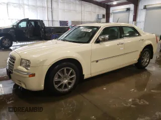 2008 Chrysler 300 C with VIN 2C3LK63H78H120899, listed as a Copart auction lot 44246265 with 147,844 mi miles and Salvage Title. Bid and sale history available at carsss.com. Image 1.